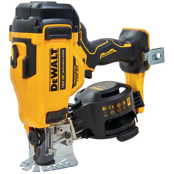Гвоздезабиватель аккумуляторный (кровельный) DeWalt DCN45RNN-XJ (18В, без акк.и з/у.кейс) в Челябинске