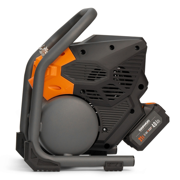 Компрессор аккумуляторный 21В DAEWOO DAC 80S Li SET в Челябинске