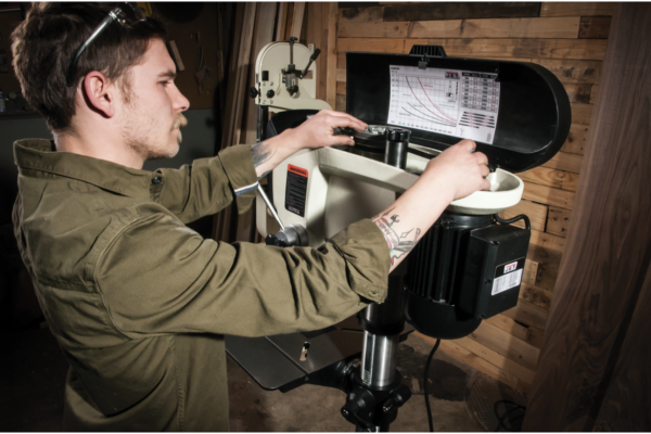 Сверлильный станок JET JDP-17 716300T в Екатеринбурге