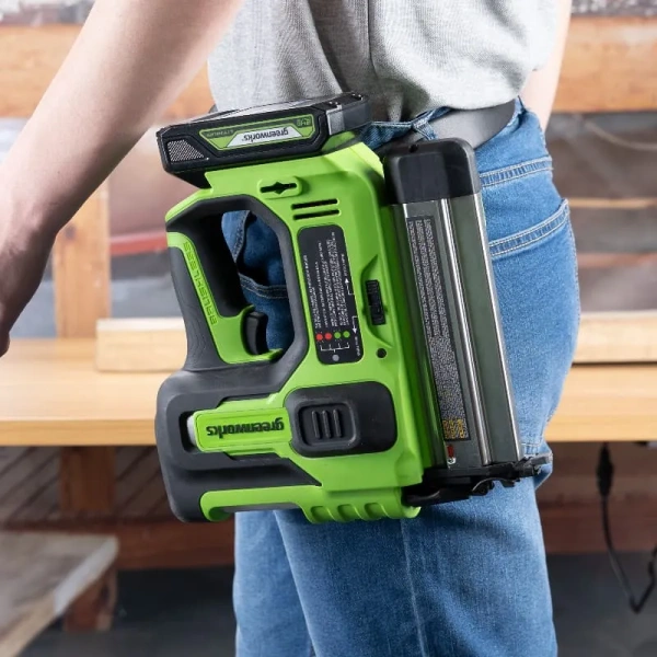 Нейлер аккумуляторный Greenworks GD24BN  3400707 в Челябинске