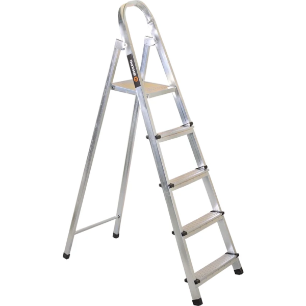 Стремянка стальная Вихрь СС 1х5 73/5/1/9 в Челябинске