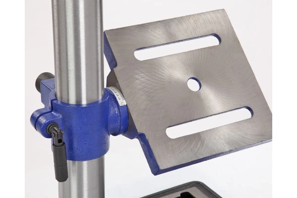 Станок сверлильный вертикальный BELMASH DP250-16J S131A в Екатеринбурге