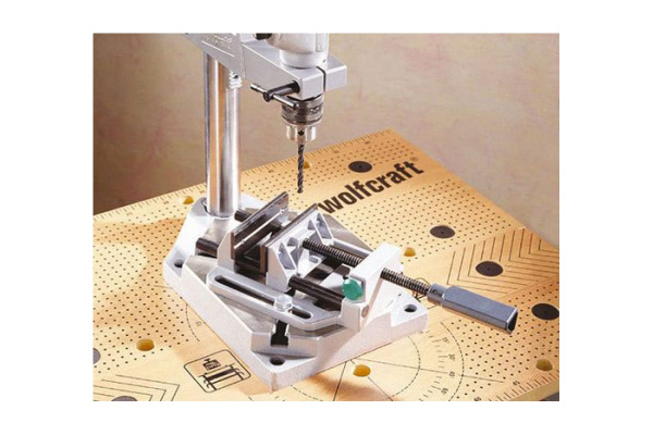 Тиски станочные Wolfcraft 100 мм 3410000 в Челябинске