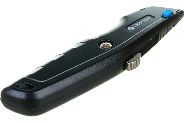 Нож с трапециевидным лезвием HOEGERT 3 лезвия в комплекте  HT4C640 в Екатеринбурге 