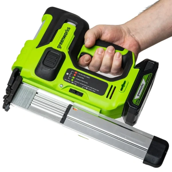 Нейлер аккумуляторный Greenworks GD24BN  3400707 в Челябинске