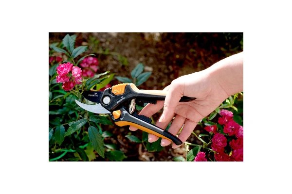 Секатор плоскостной регулируемый Plantic  P308 35308-01 в Челябинске 