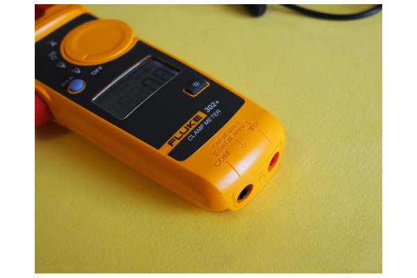 Клещи токоизмерительные FLUKE 302+ 00000003089 в Екатеринбурге